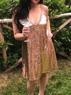 Rose Gold Sequin V-Neck Party Dress